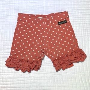 Matilda Jane EUC size 6 ruffle shorties coral with cream polka dots